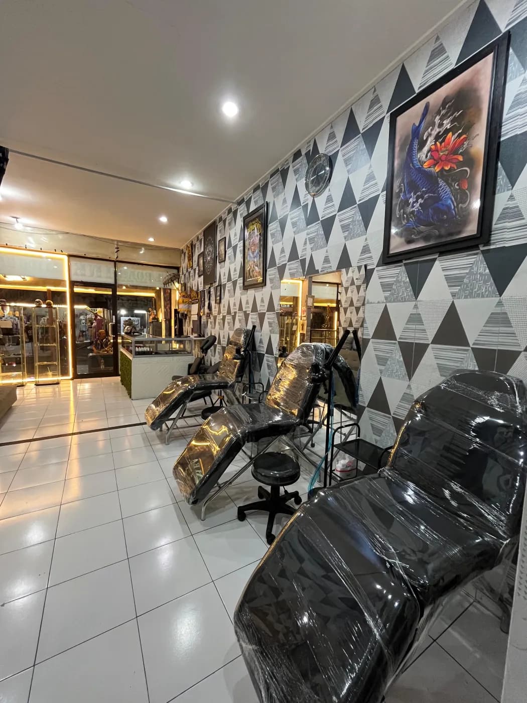 The Road Ink Tattoo Kuta Workspace Atmosphere